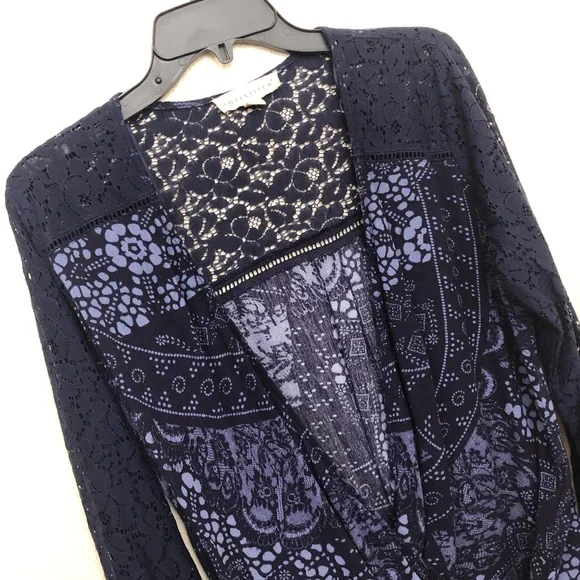 LOVESTITCH Womens Large Bell Sleeve Mixed Media Cross Front Blouse Top NWOT Blue - Picture 2 of 14